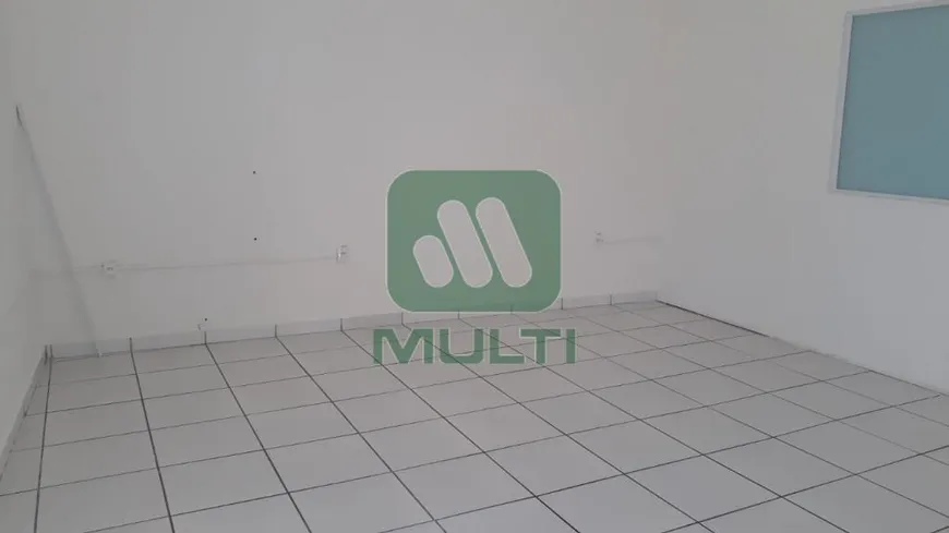 Foto 1 de Sala Comercial com 1 Quarto para alugar, 59m² em Luizote de Freitas, Uberlândia