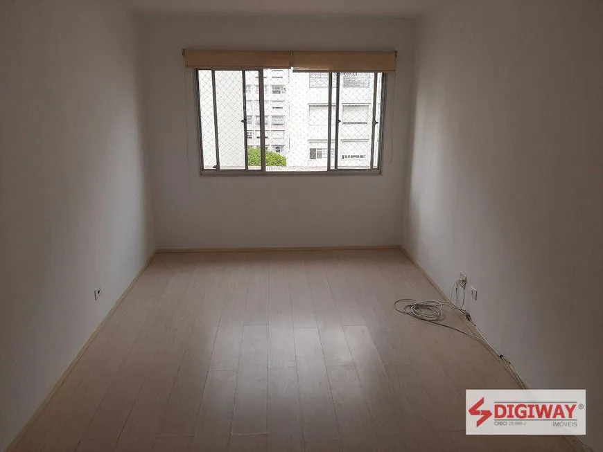 Foto 1 de Apartamento com 3 Quartos à venda, 67m² em Aclimação, São Paulo