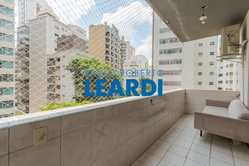 Foto 1 de Apartamento com 3 Quartos à venda, 260m² em Higienópolis, São Paulo