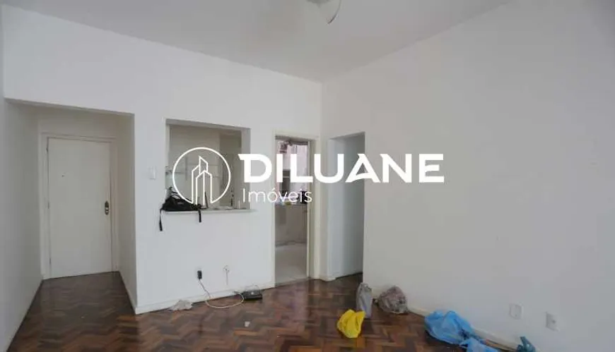 Foto 1 de Apartamento com 2 Quartos à venda, 74m² em Copacabana, Rio de Janeiro