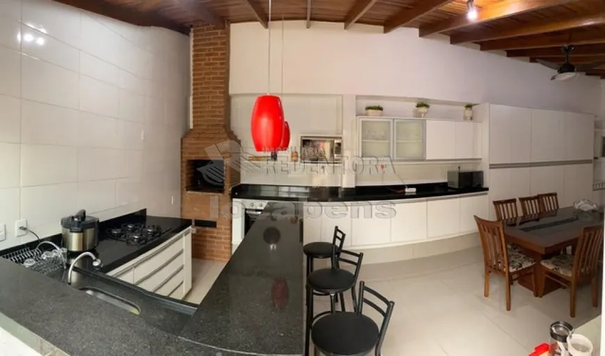 Foto 1 de Casa com 3 Quartos à venda, 156m² em Jardim das Palmeiras, Bady Bassitt