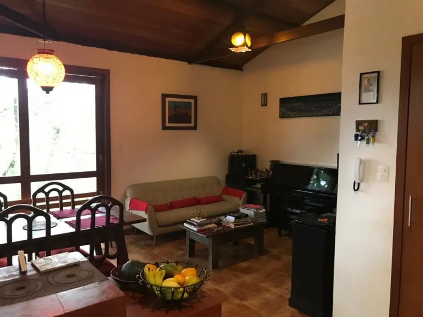 Foto 1 de Casa com 3 Quartos à venda, 211m² em Condominio Vale Das Araras, Nova Lima