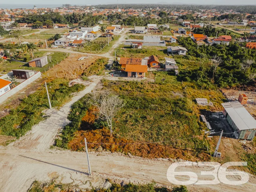 Foto 1 de Lote/Terreno à venda, 450m² em Salinas, Balneário Barra do Sul