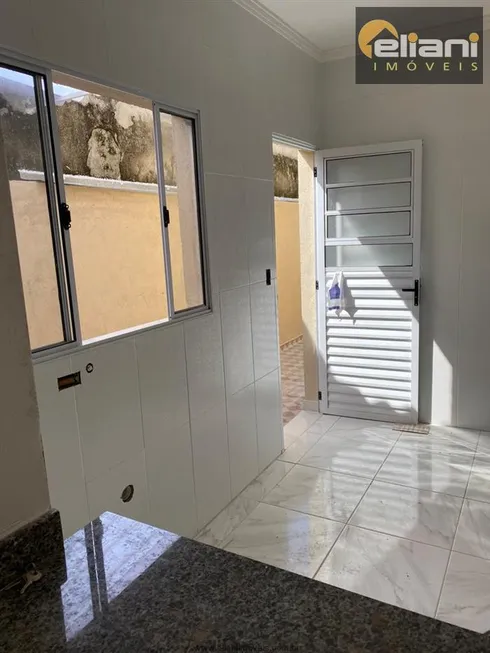 Foto 1 de Casa com 3 Quartos à venda, 70m² em Parque Maria Helena, Suzano