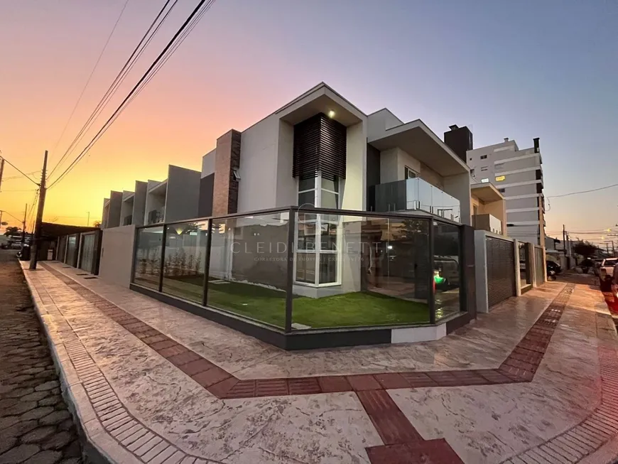 Foto 1 de Casa com 3 Quartos à venda, 163m² em Sao Joao, Itajaí