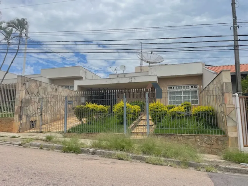 Foto 1 de Casa com 3 Quartos à venda, 209m² em Vila Nova Esperia, Jundiaí