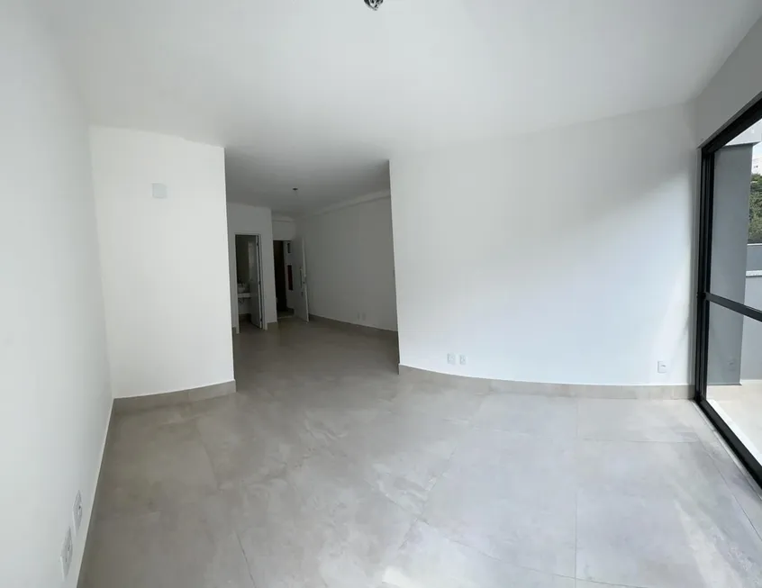Foto 1 de Apartamento com 3 Quartos à venda, 155m² em Cruzeiro, Belo Horizonte