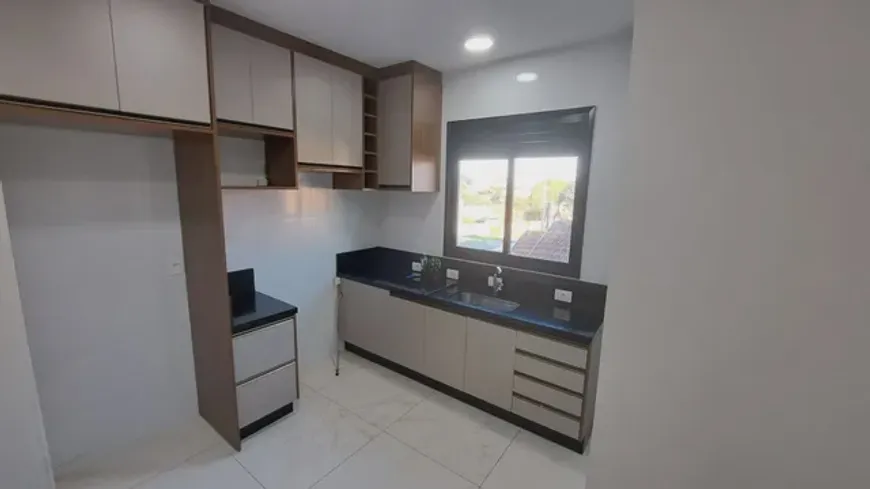 Foto 1 de Apartamento com 3 Quartos para alugar, 98m² em Novo Mundo, Curitiba