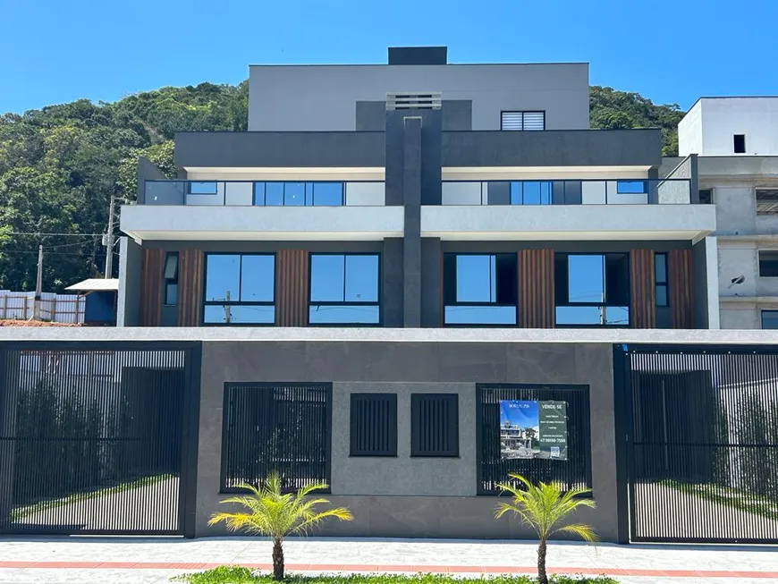 Foto 1 de Casa com 4 Quartos à venda, 249m² em Barra, Balneário Camboriú