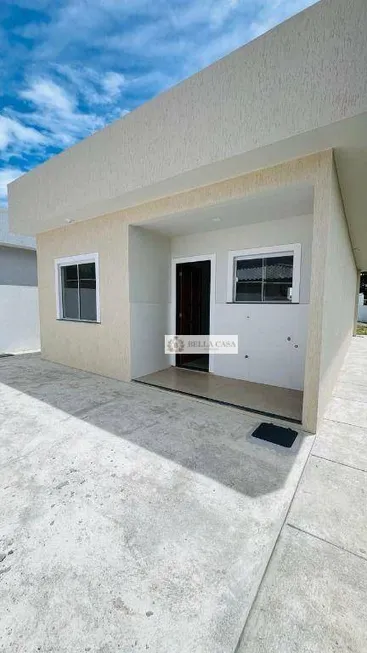 Foto 1 de Casa com 2 Quartos à venda, 69m² em Vila Canãan, Araruama