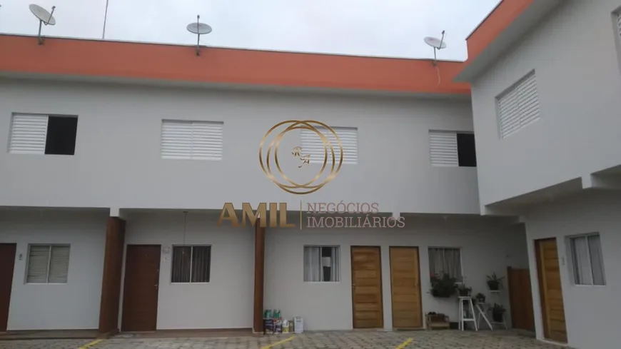 Foto 1 de Casa de Condomínio com 2 Quartos à venda, 80m² em Capricórnio II, Caraguatatuba