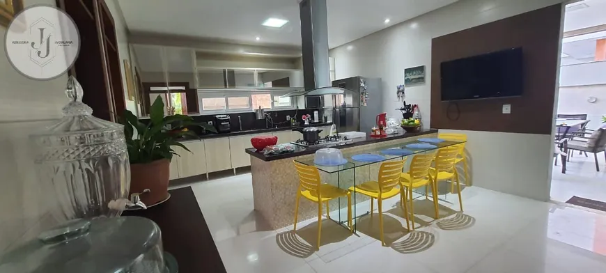 Foto 1 de Casa de Condomínio com 5 Quartos à venda, 430m² em Parque Do Jiqui, Parnamirim