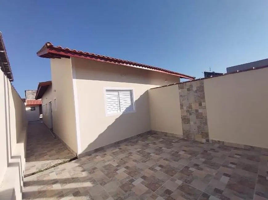 Foto 1 de Casa com 2 Quartos à venda, 65m² em São Fernando, Itanhaém