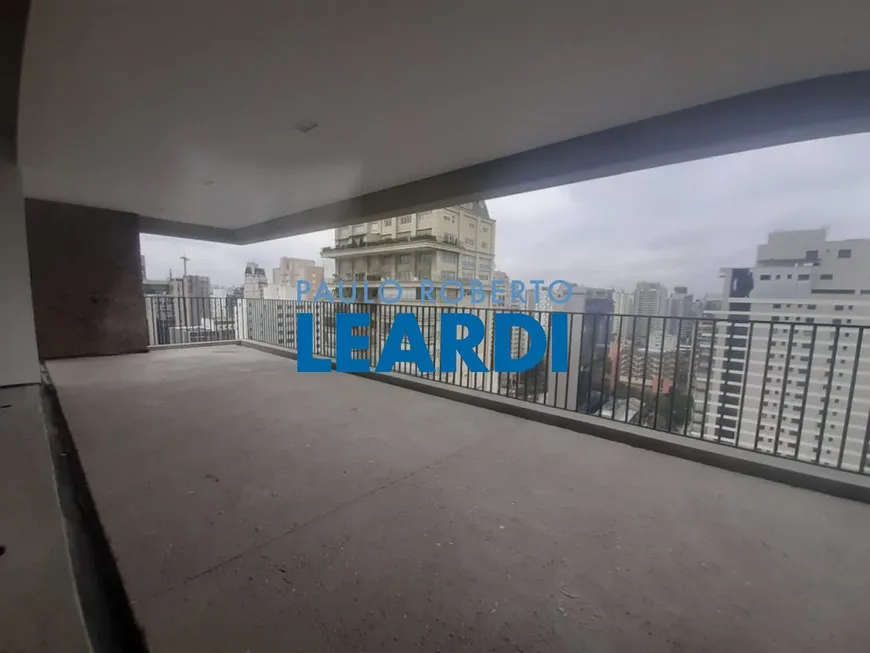 Foto 1 de Apartamento com 4 Quartos à venda, 307m² em Itaim Bibi, São Paulo