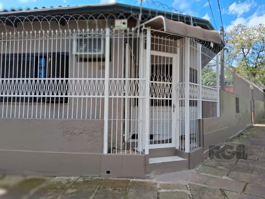 Foto 1 de Casa com 1 Quarto à venda, 199m² em Glória, Porto Alegre