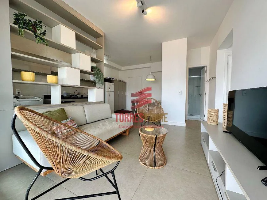 Foto 1 de Apartamento com 2 Quartos à venda, 72m² em Pompeia, Santos