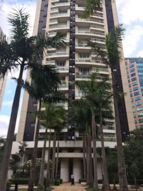 Foto 1 de Apartamento com 3 Quartos à venda, 198m² em Brooklin, São Paulo