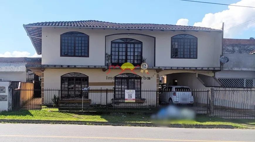 Foto 1 de Casa com 5 Quartos à venda, 500m² em Fátima, Joinville