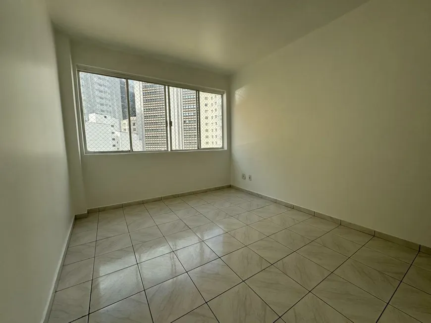Foto 1 de Apartamento com 1 Quarto para alugar, 45m² em República, São Paulo