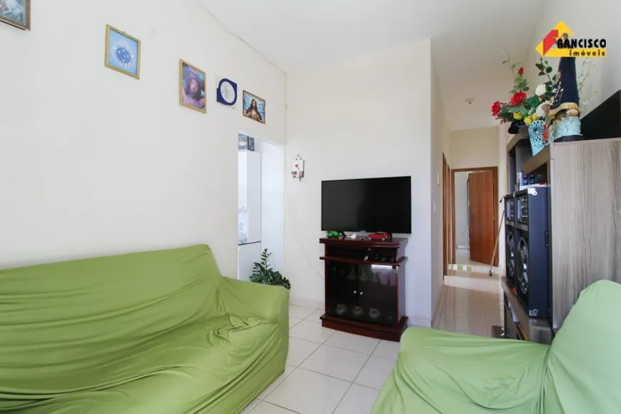 Foto 1 de Casa com 2 Quartos à venda, 58m² em Padre Eustaquio, Divinópolis