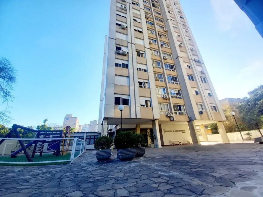 Foto 1 de Apartamento com 1 Quarto à venda, 55m² em Independência, Porto Alegre