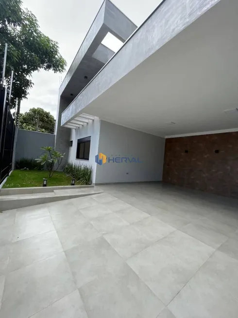 Foto 1 de Casa com 3 Quartos à venda, 128m² em Jardim Leblon, Maringá