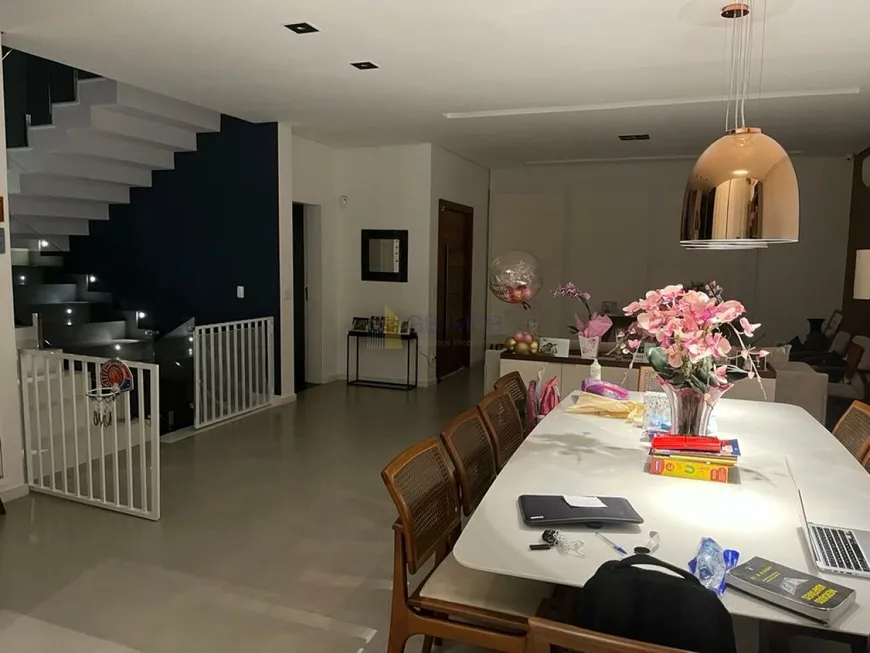 Foto 1 de Casa de Condomínio com 4 Quartos à venda, 364m² em Jardim Novo Mundo, Jundiaí