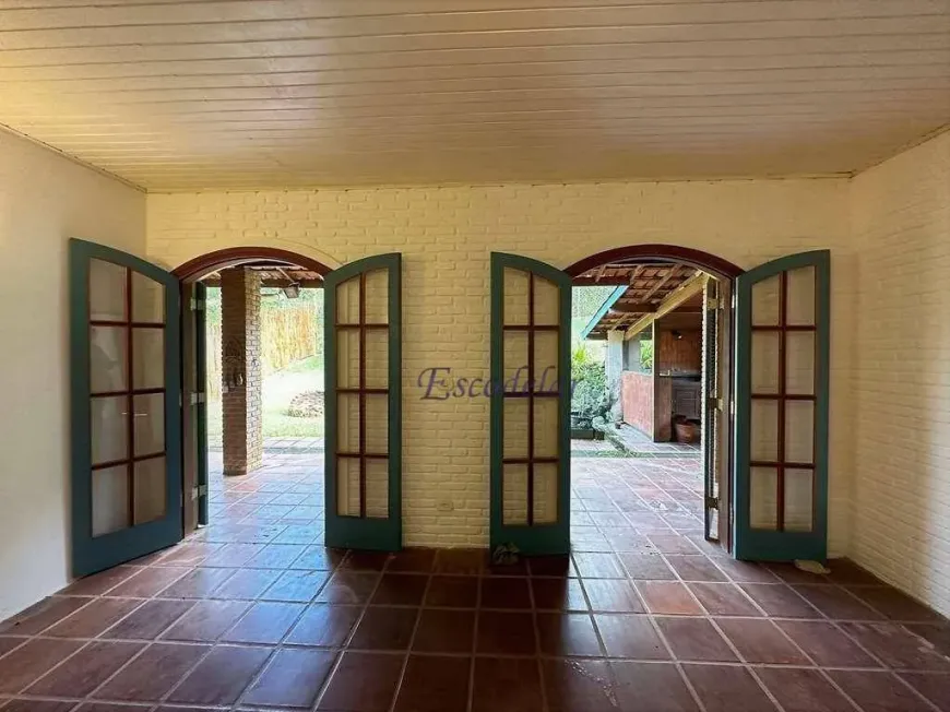 Foto 1 de Casa de Condomínio com 7 Quartos à venda, 337m² em Jardim Santa Paula, Cotia