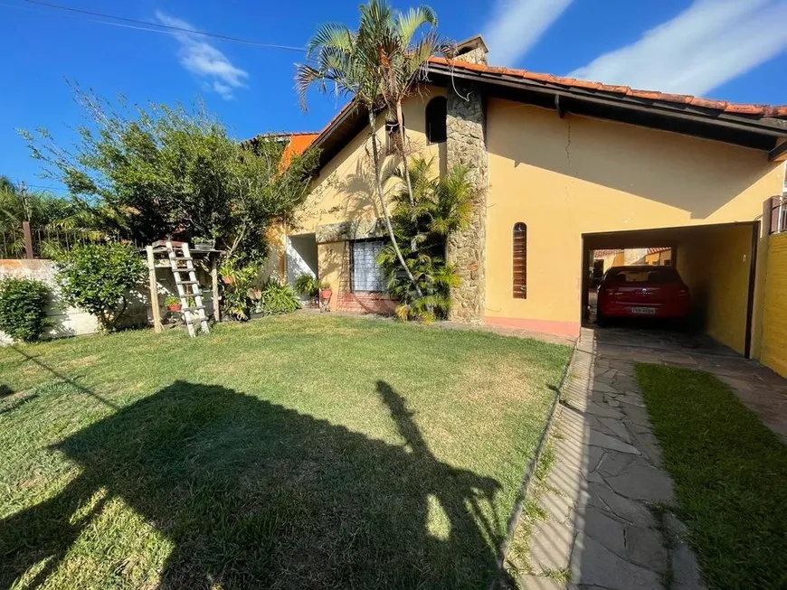 Foto 1 de Casa com 5 Quartos à venda, 399m² em Ipanema, Porto Alegre