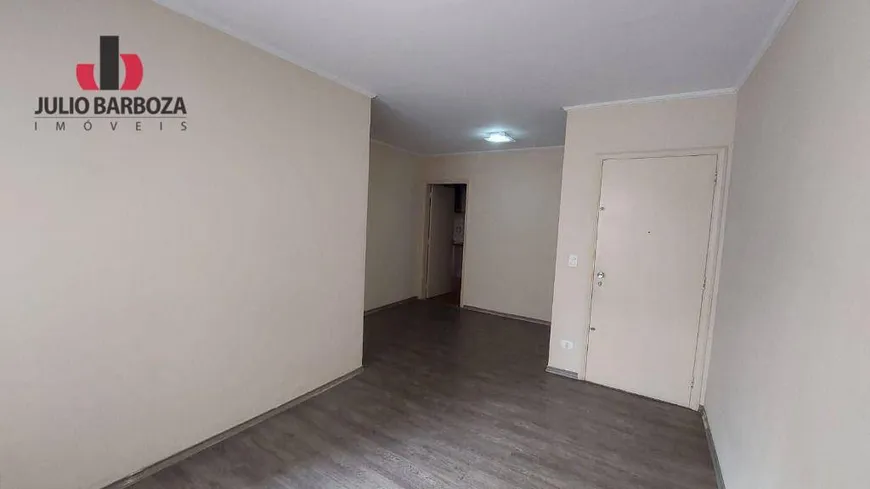 Foto 1 de Apartamento com 3 Quartos para alugar, 80m² em Moema, São Paulo