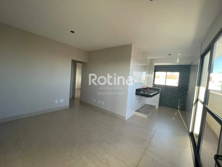 Foto 1 de Apartamento com 3 Quartos à venda, 67m² em Umuarama, Uberlândia