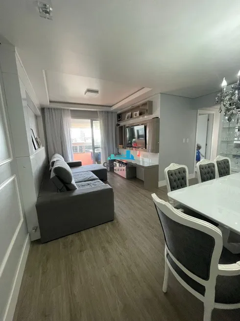 Foto 1 de Apartamento com 3 Quartos à venda, 97m² em Estreito, Florianópolis