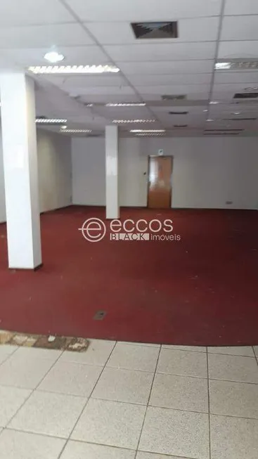 Foto 1 de Galpão/Depósito/Armazém para alugar, 600m² em Nossa Senhora Aparecida, Uberlândia