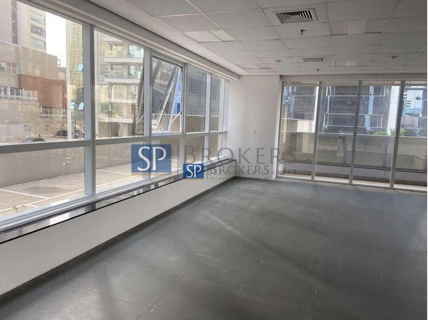 Foto 1 de Sala Comercial à venda, 132m² em Chácara Santo Antônio, São Paulo