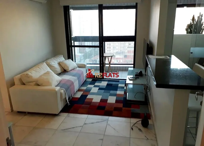 Foto 1 de Flat com 1 Quarto para alugar, 41m² em Vila Olímpia, São Paulo