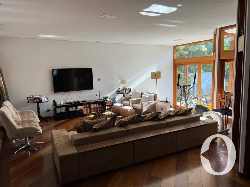 Foto 1 de Casa de Condomínio com 4 Quartos à venda, 420m² em Alphaville Residencial Dois, Barueri