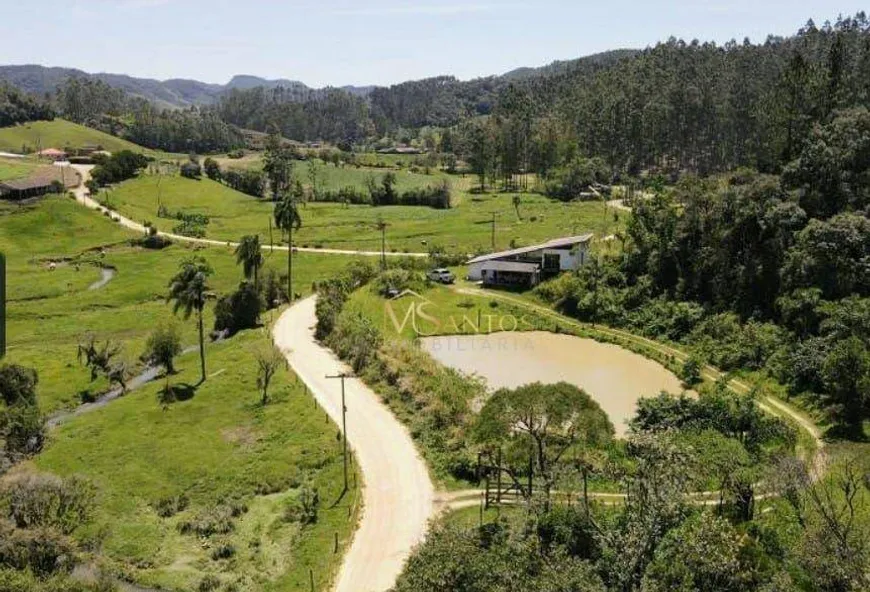 Foto 1 de Fazenda/Sítio com 2 Quartos à venda, 150m² em Laranjeiras, Rio do Sul