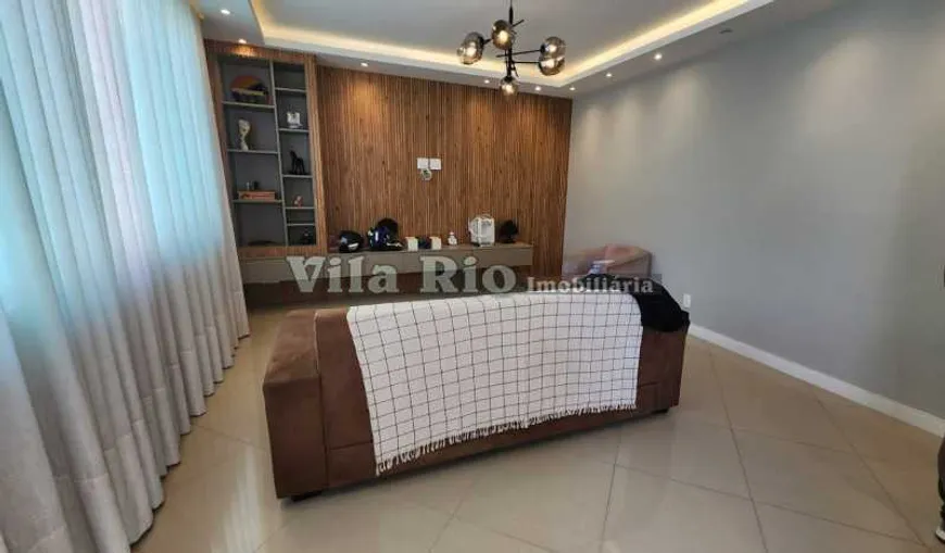 Foto 1 de Casa com 3 Quartos à venda, 360m² em Braz de Pina, Rio de Janeiro