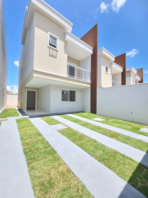 Foto 1 de Casa com 4 Quartos à venda, 127m² em Centro, Eusébio