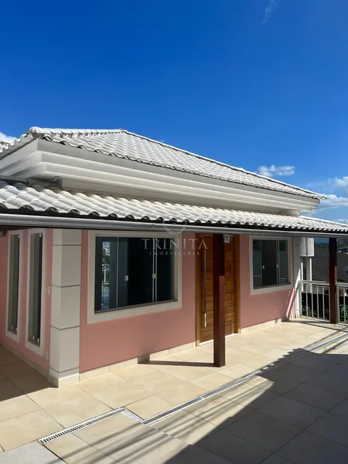 Foto 1 de Casa de Condomínio com 3 Quartos à venda, 233m² em Jacarepaguá, Rio de Janeiro