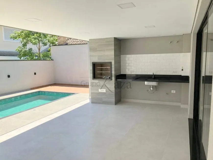 Foto 1 de Casa de Condomínio com 4 Quartos à venda, 225m² em Altos da Serra VI, São José dos Campos