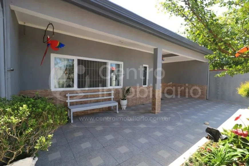 Foto 1 de Casa com 3 Quartos à venda, 140m² em Vila Erminda, Peruíbe