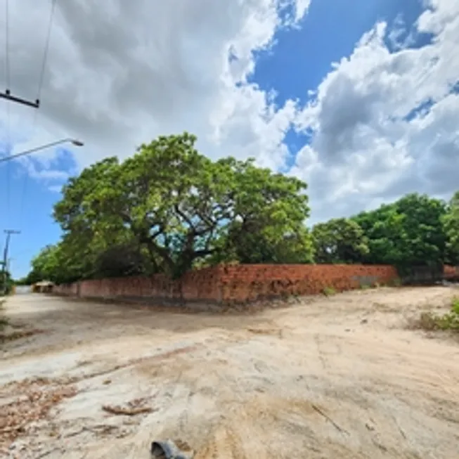 Foto 1 de Lote/Terreno para alugar, 9800m² em Coacu, Eusébio