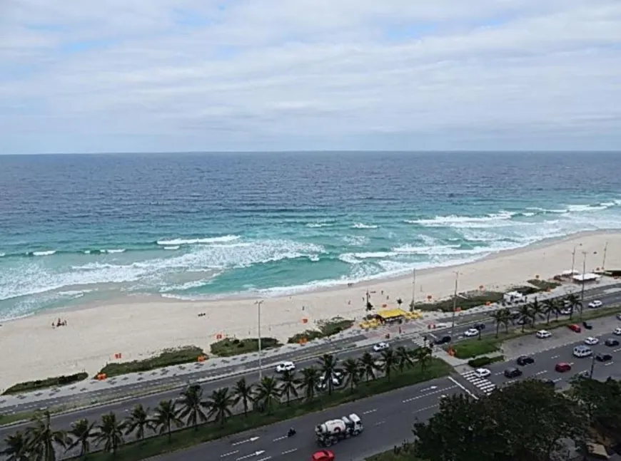 Foto 1 de Apartamento com 4 Quartos à venda, 141m² em Barra da Tijuca, Rio de Janeiro