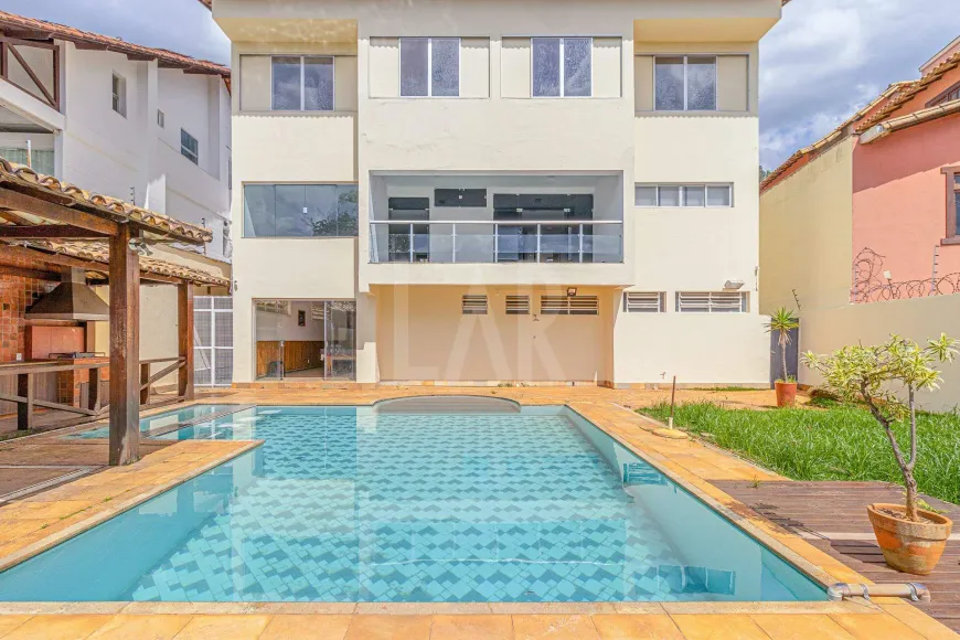 Foto 1 de Casa com 4 Quartos à venda, 547m² em Mangabeiras, Belo Horizonte