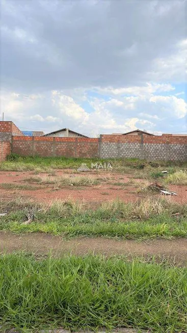 Foto 1 de à venda, 250m² em Loteamento Antonio Caiado, Uberaba