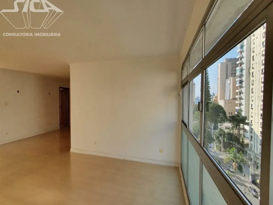 Foto 1 de Apartamento com 3 Quartos para venda ou aluguel, 256m² em Morro dos Ingleses, São Paulo