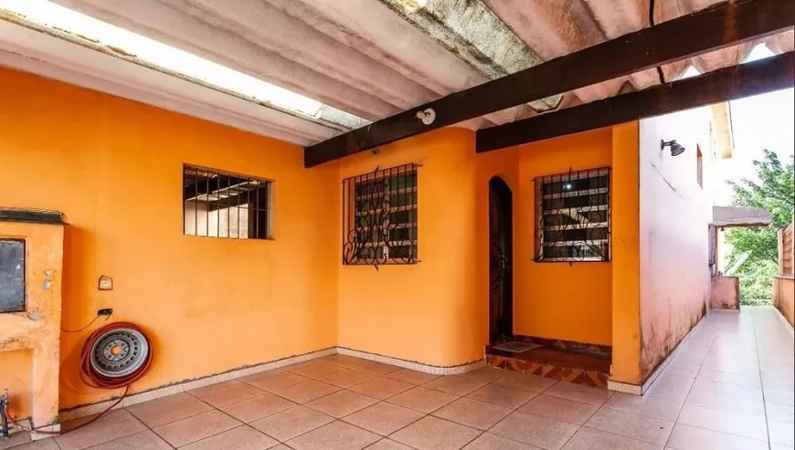 Foto 1 de Sobrado com 3 Quartos à venda, 167m² em Vila Alzira, Santo André