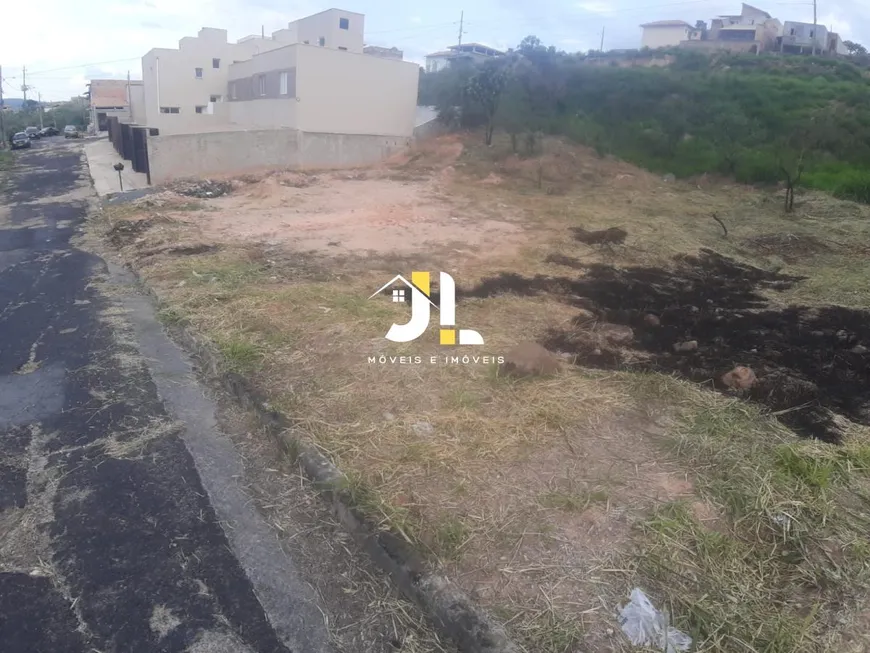 Foto 1 de Lote/Terreno à venda, 530m² em Imperial, Santa Luzia