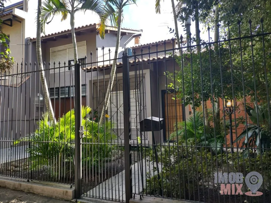 Foto 1 de Casa com 4 Quartos à venda, 174m² em Jardim Itú Sabará, Porto Alegre